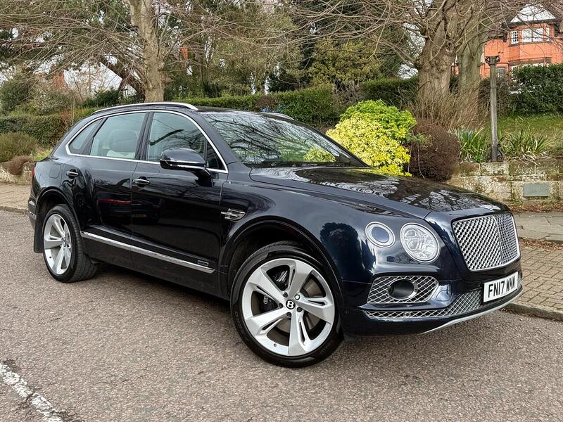 Used Bentley Bentayga 2017 for sale - 77572357: Photo 11