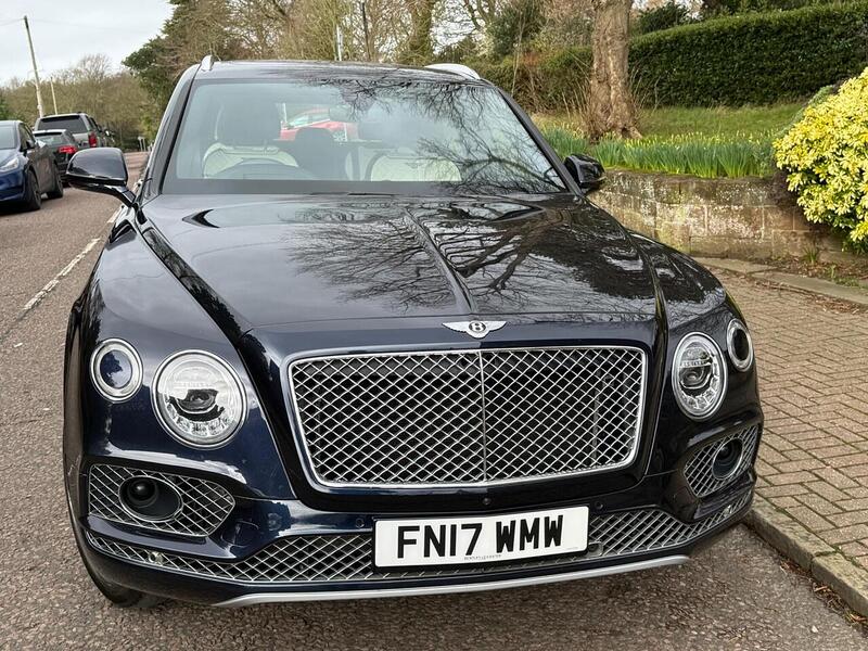 Used Bentley Bentayga 2017 for sale - 77572357: Photo 12