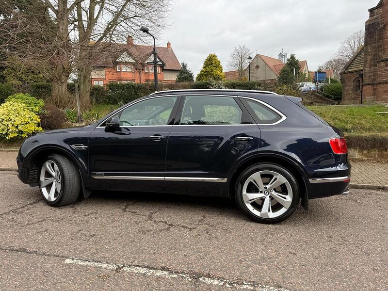 Used Bentley Bentayga 2017 for sale - 77572357: Photo 20