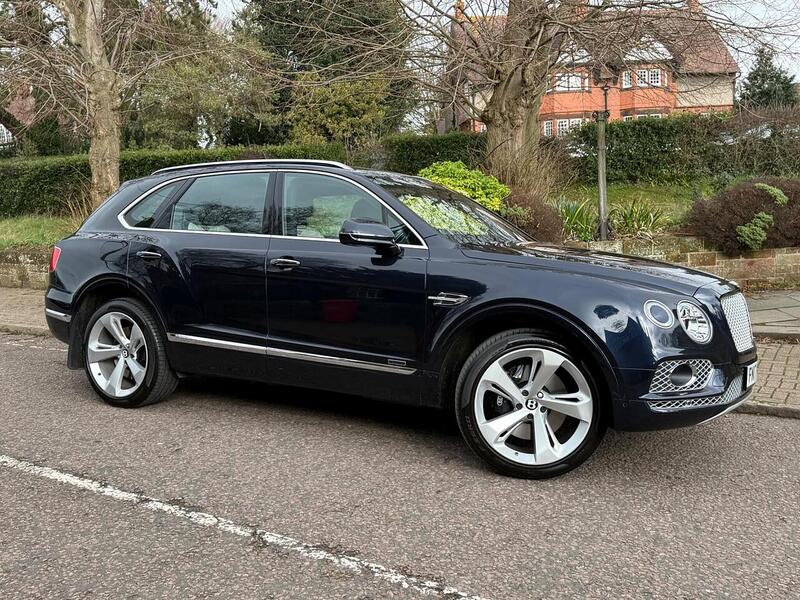 Used Bentley Bentayga 2017 for sale - 77572357: Photo 27