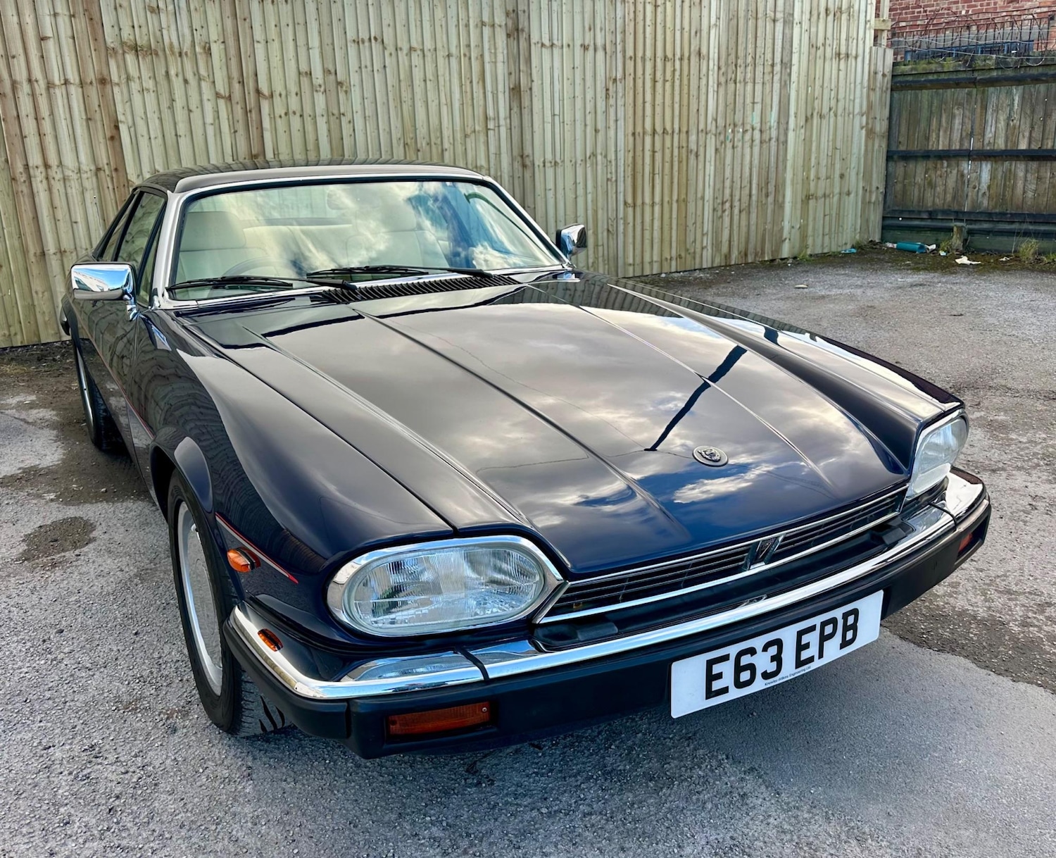 Used Jaguar XKRS for sale - 76522188: Photo 1