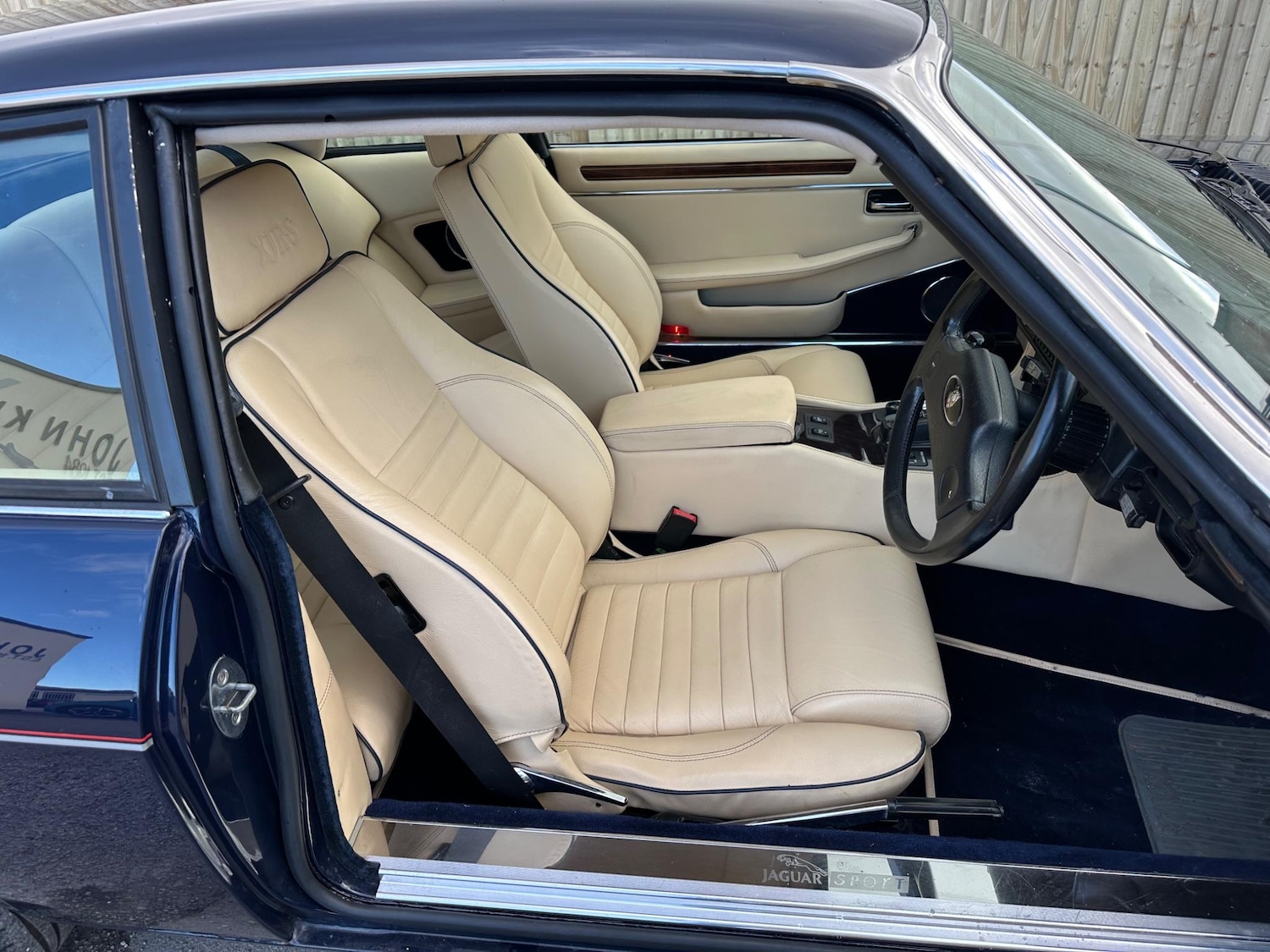 Used Jaguar XKRS for sale - 76522188: Photo 2