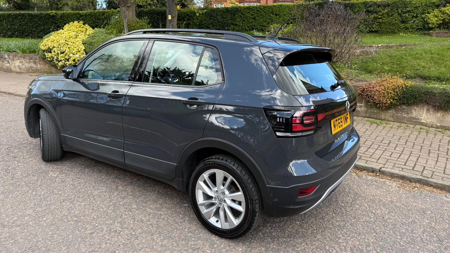 Vehicle 21