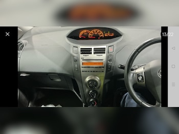 Used Toyota Yaris 2010 for sale - 79246796: Photo
