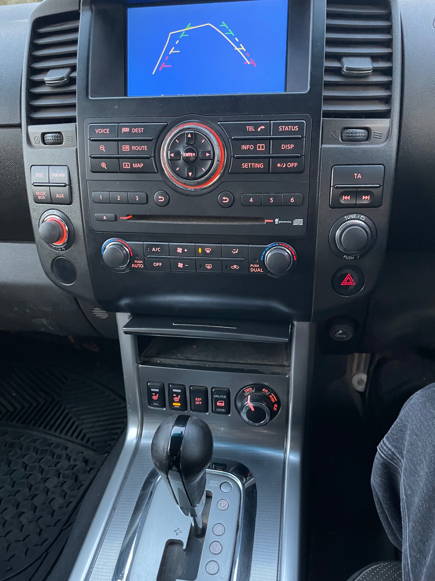 Used Nissan Navara 2011 for sale - 76785387: Photo 13