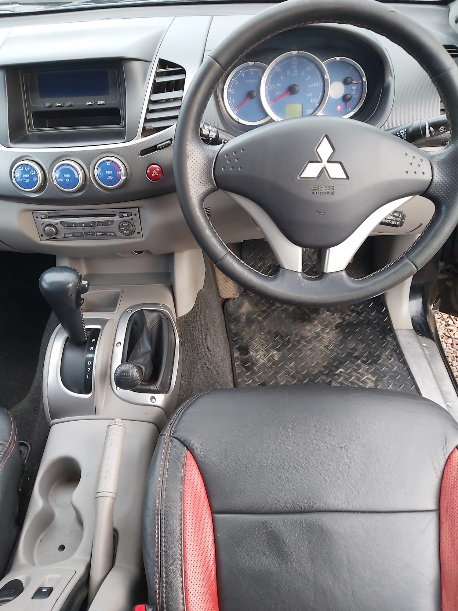 Used Mitsubishi L200 2009 for sale - 77115964: Photo 10