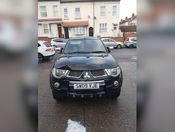 Used Mitsubishi L200 2009 for sale - 77115964: Photo