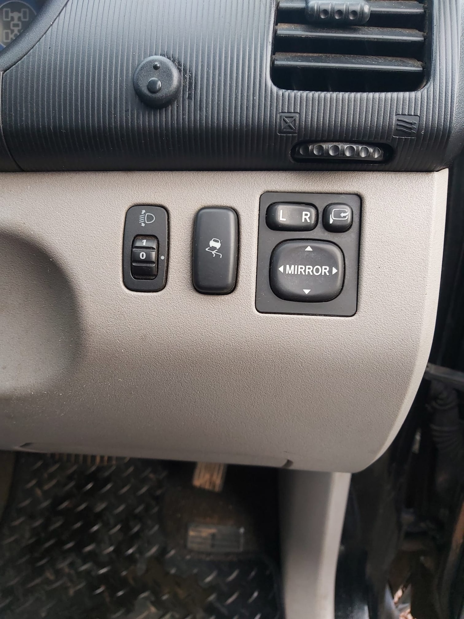 Used Mitsubishi L200 2009 for sale - 77115964: Photo 4