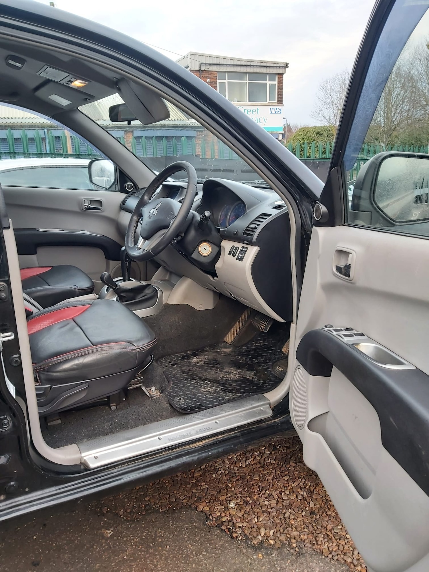 Used Mitsubishi L200 2009 for sale - 77115964: Photo 5