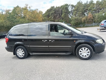 Used Chrysler Grand Voyager 2005 for sale - 79451599: Photo