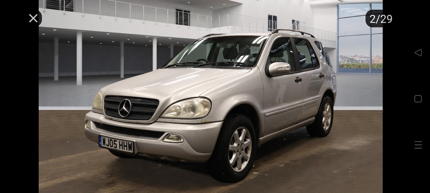 Used Mercedes-Benz M Class 2005 for sale - 76134641: Photo 10