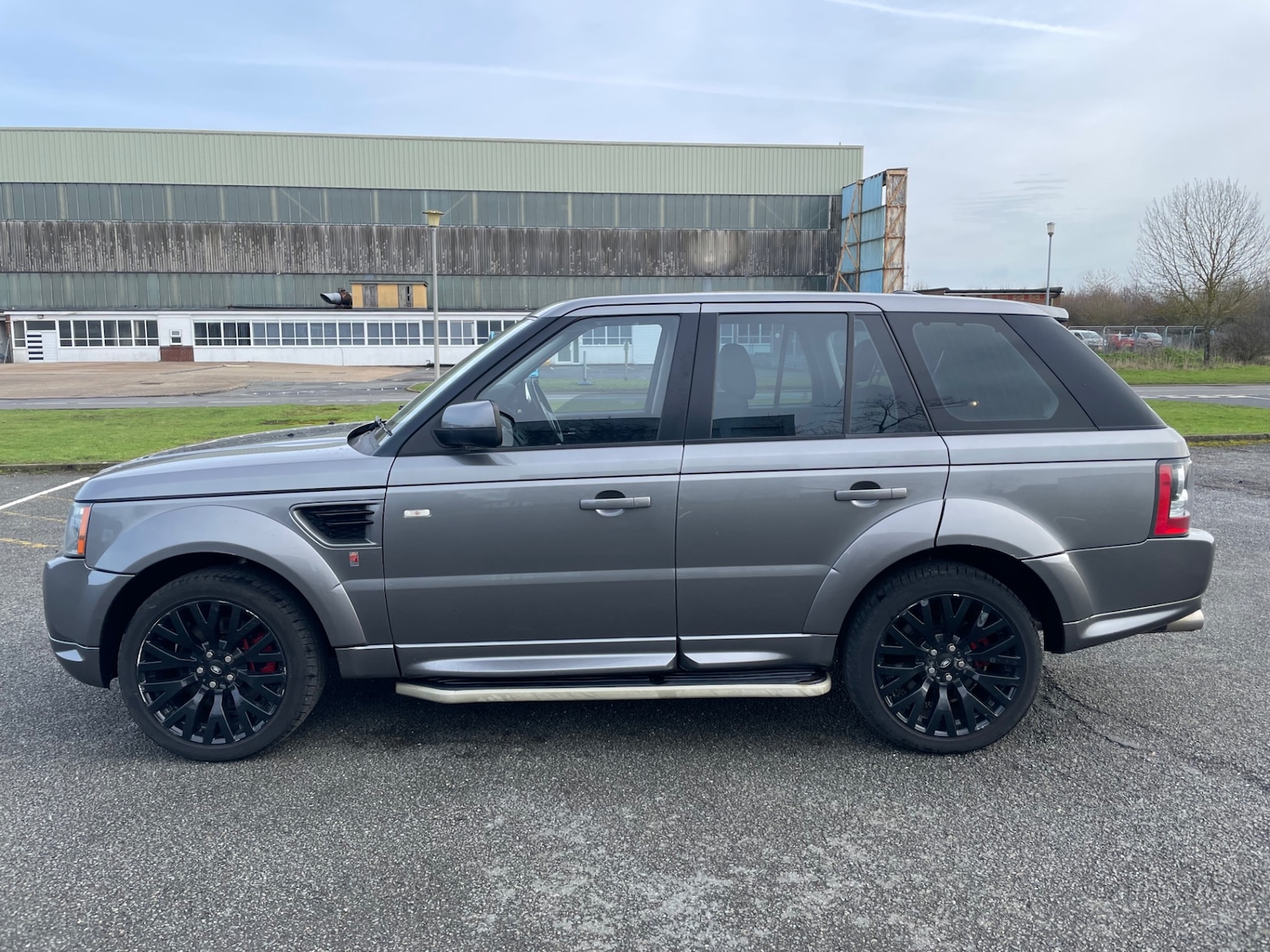 Used Land Rover Range Rover Sport 2010 for sale - 77643251: Photo 4