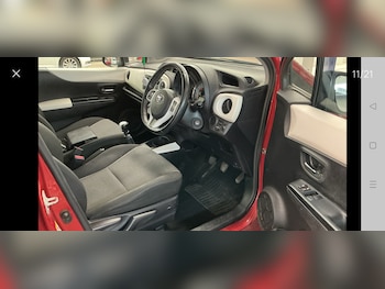 Used Toyota Yaris 2013 for sale - 79060656: Photo