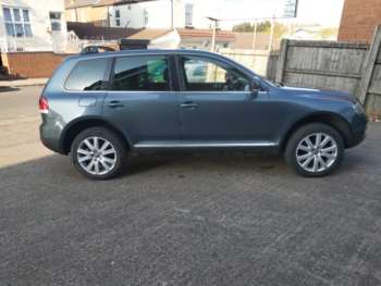 Used Volkswagen Touareg 2005 for sale - 74854116: Photo