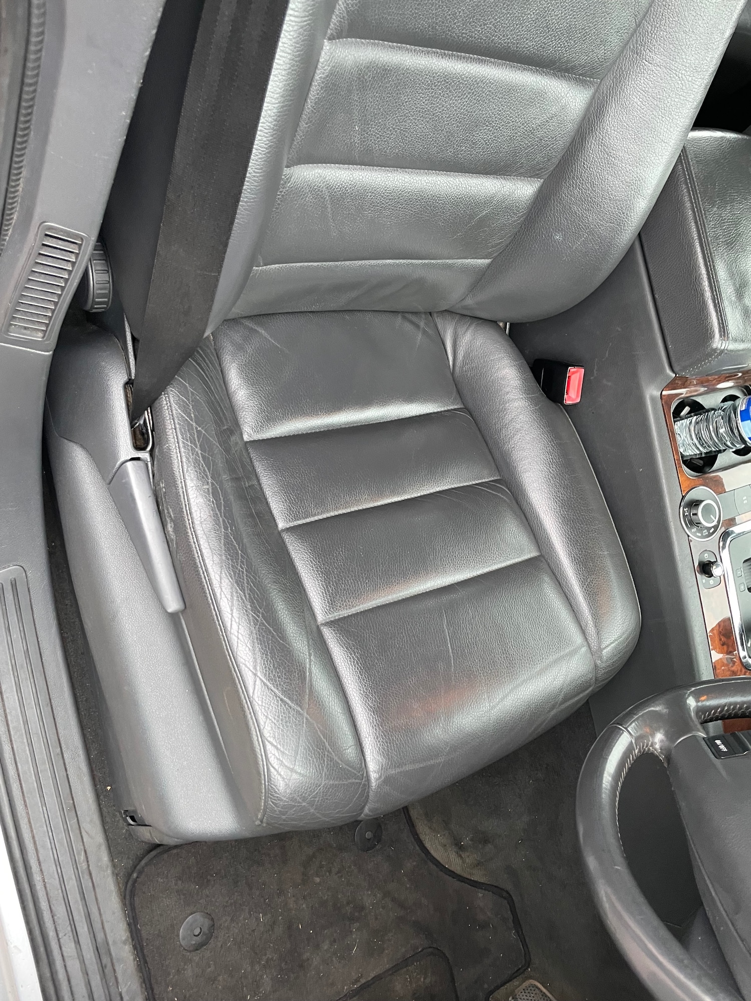 Used Volkswagen Touareg 2008 for sale - 77213745: Photo 2