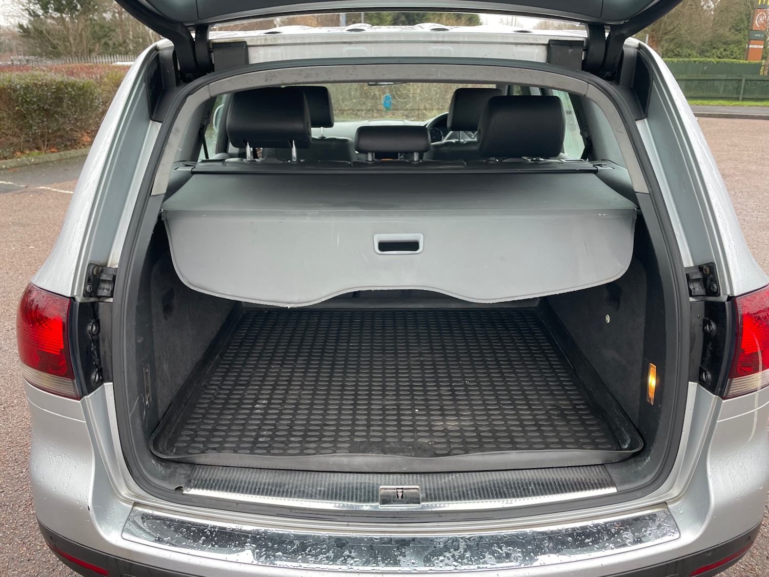 Used Volkswagen Touareg 2008 for sale - 77213745: Photo 8