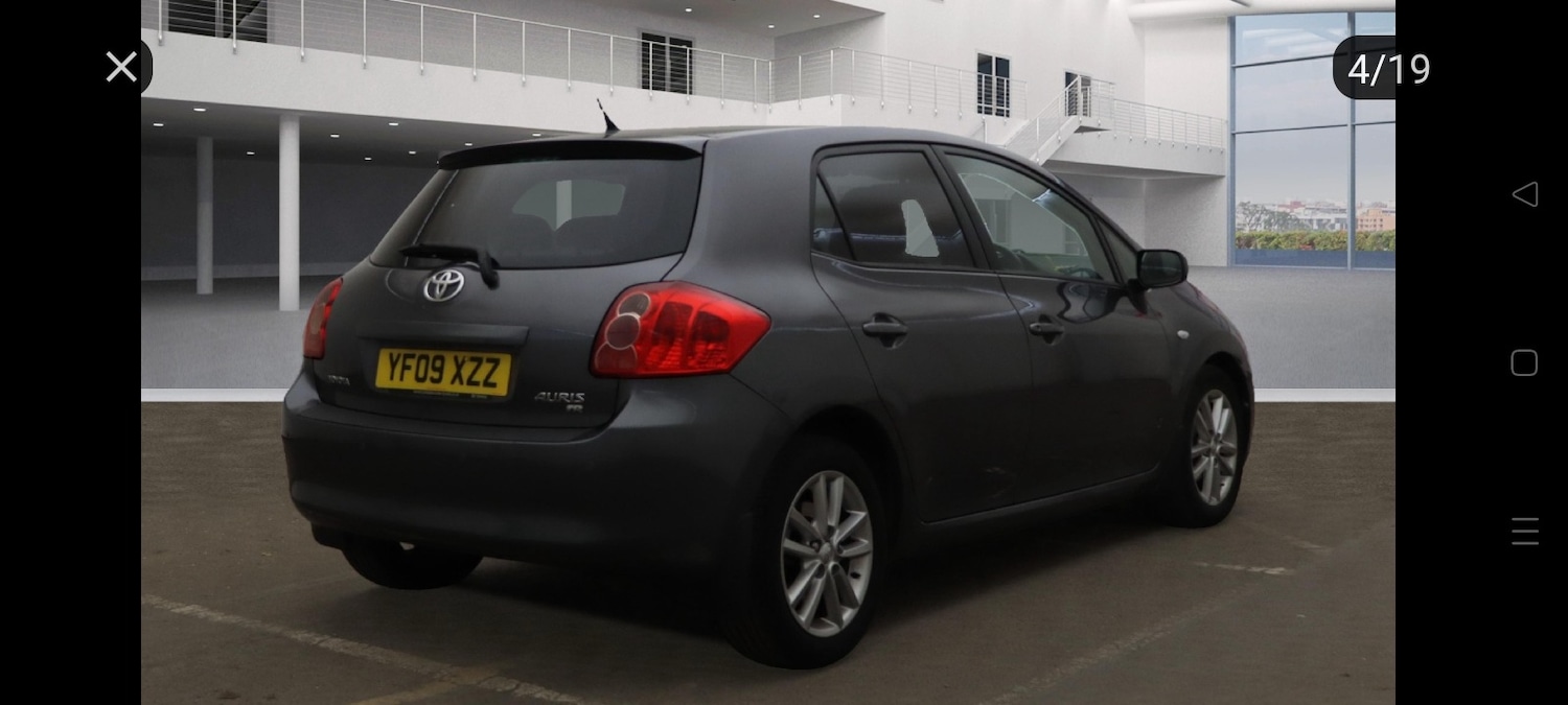 Used Toyota Auris 2009 for sale - 76334869: Photo 3
