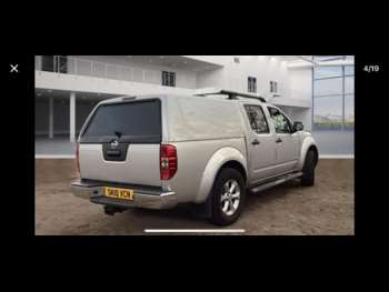 Used Nissan Navara 2010 for sale - 75068469: Photo