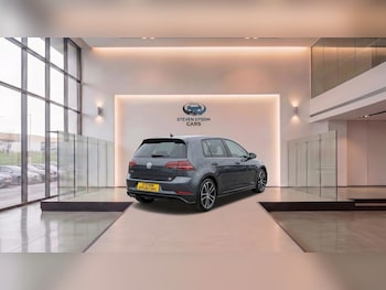 Used Volkswagen Golf 2019 for sale - 78997776: Photo