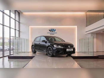 Used Volkswagen Golf 2017 for sale - 78997759: Photo