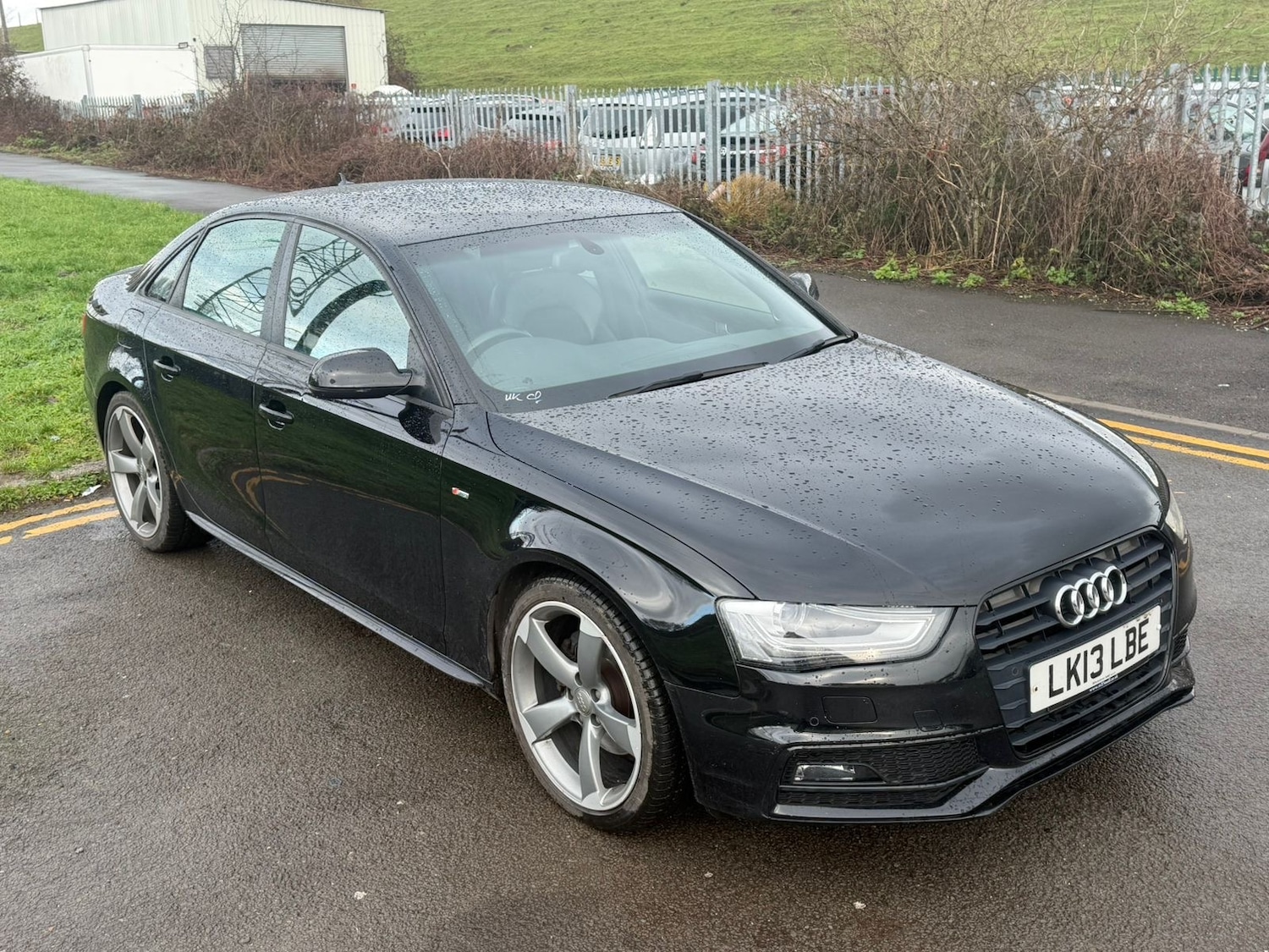 Used Audi A4 2013 for sale - 77247633: Photo 3