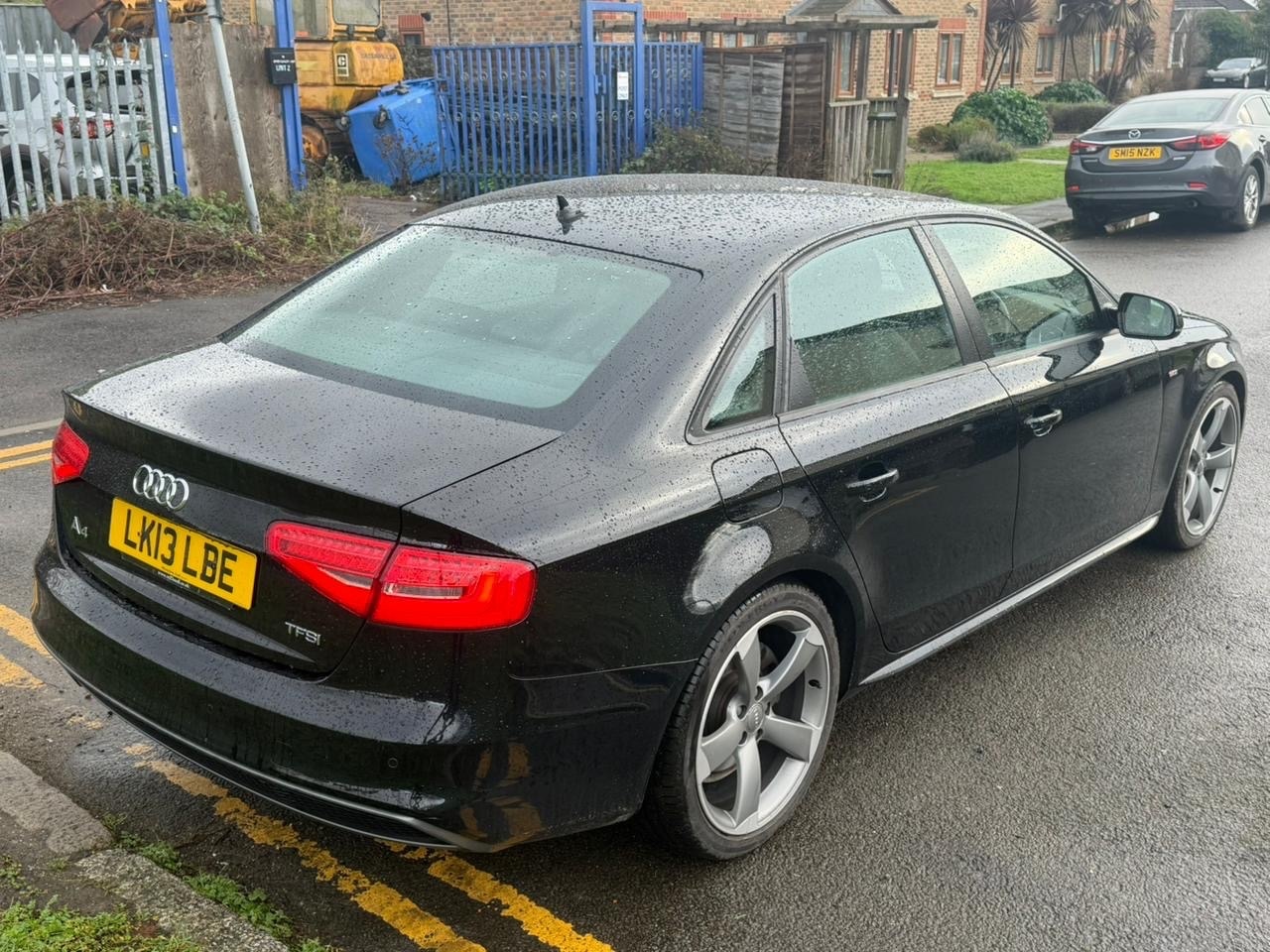 Used Audi A4 2013 for sale - 77247633: Photo 9