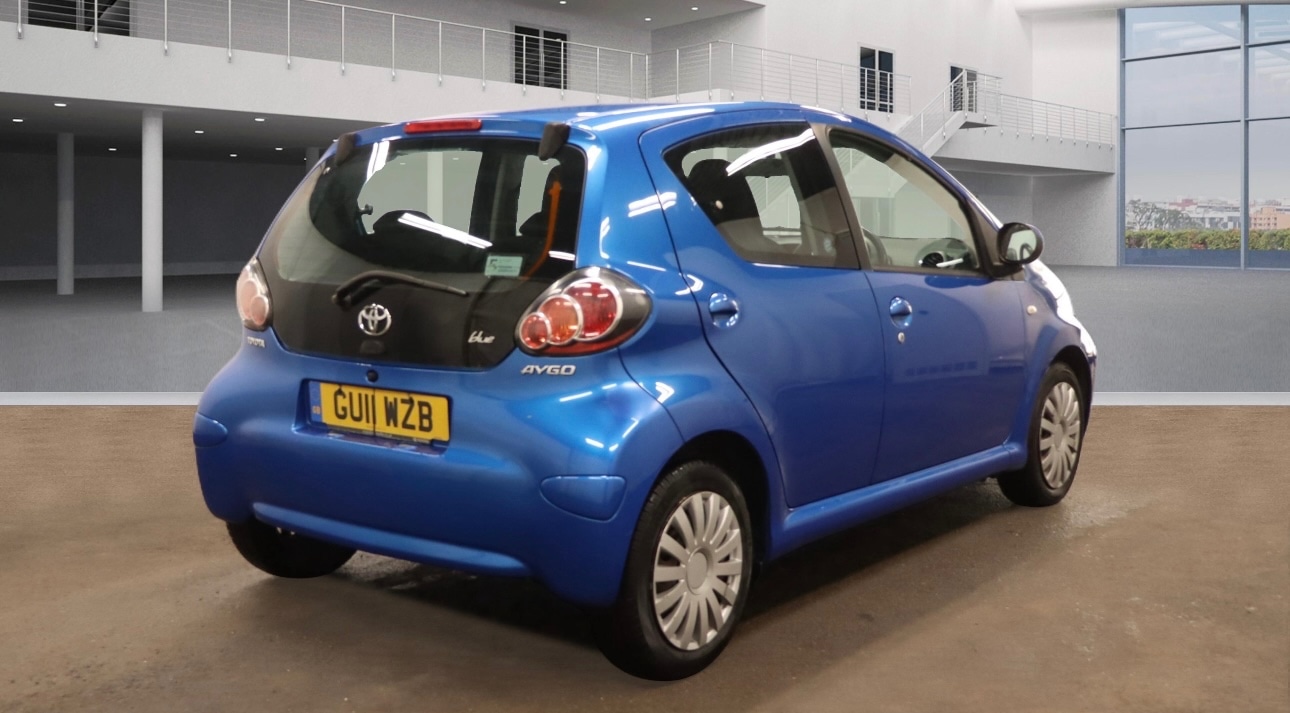 Used Toyota AYGO 2011 for sale - 77902737: Photo 4