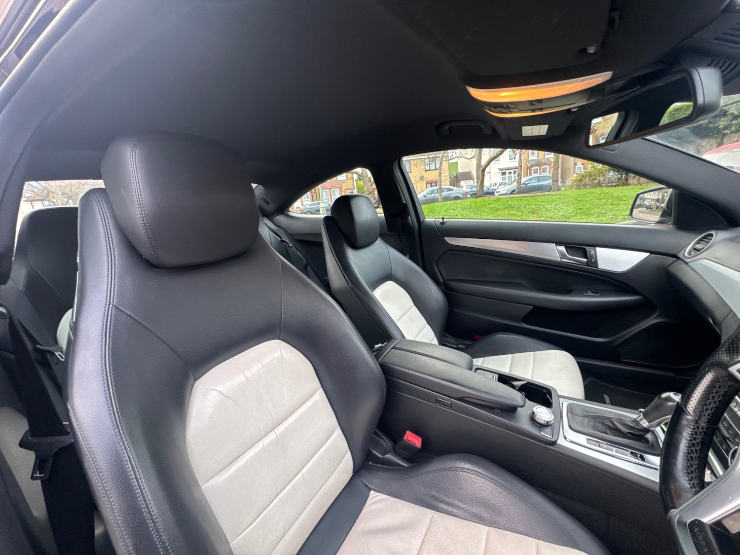 Used Mercedes-Benz C Class 2011 for sale - 76663621: Photo 14