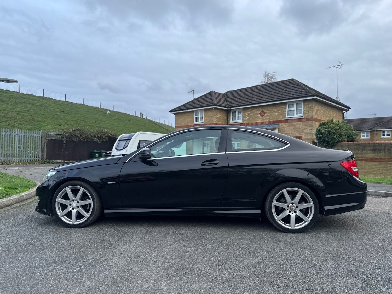 Used Mercedes-Benz C Class 2011 for sale - 76663621: Photo 26