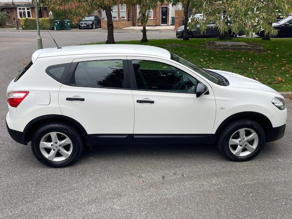 Used Nissan Qashqai 2013 for sale - 76263049: Photo 13