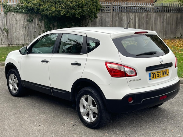 Used Nissan Qashqai 2013 for sale - 76263049: Photo 15