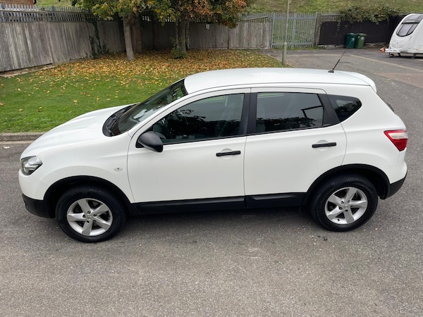Used Nissan Qashqai 2013 for sale - 76263049: Photo 30