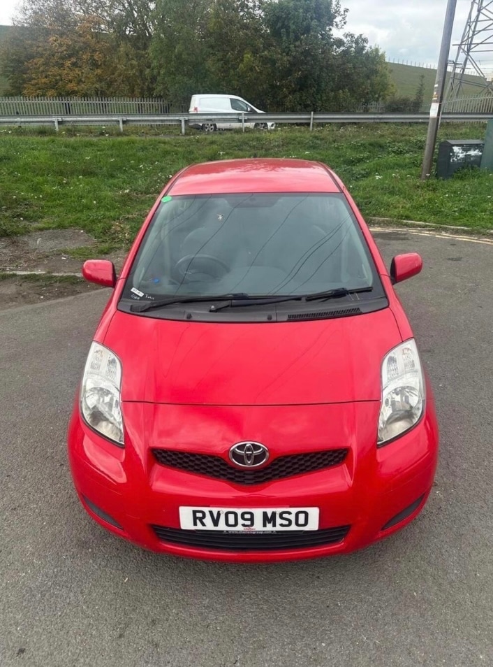 Used Toyota Yaris 2009 for sale - 76405193: Photo 2