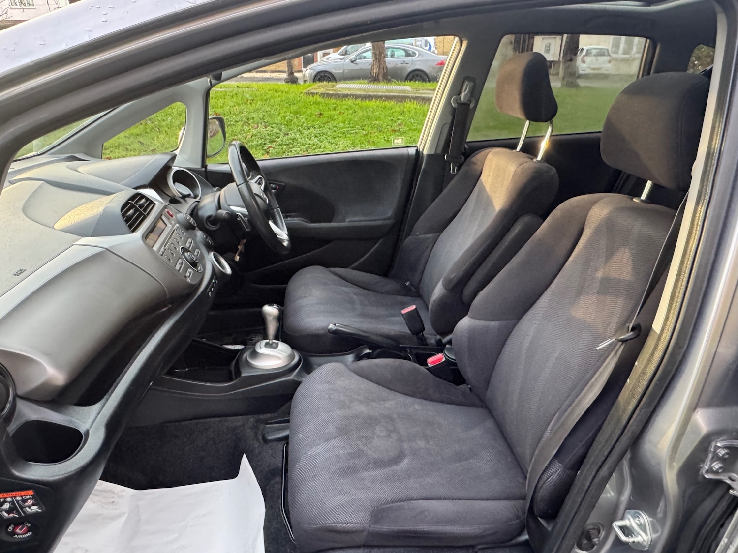 Used Honda Jazz 2010 for sale - 76845310: Photo 14