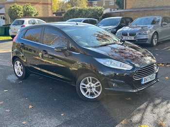 Used Ford Fiesta 2017 for sale - 76445609: Photo