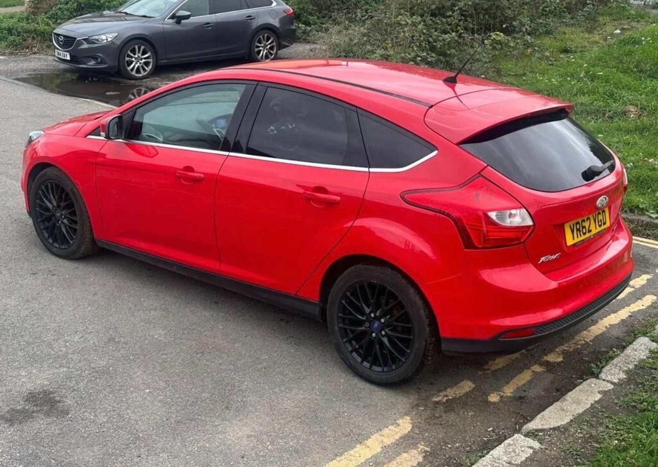 Used Ford Focus 2012 for sale - 76402924: Photo 5