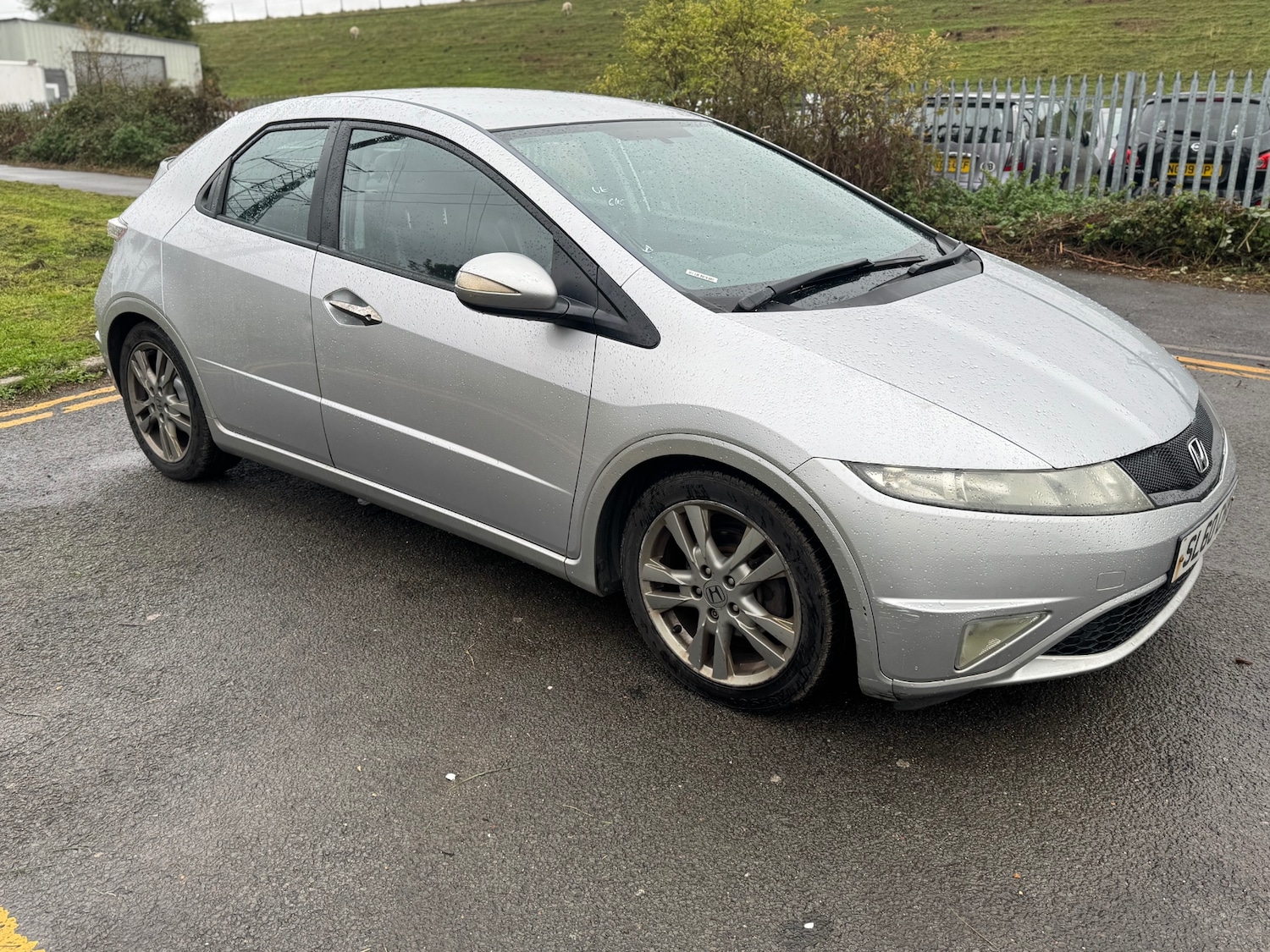 Used Honda Civic 2010 for sale - 76403119: Photo 8