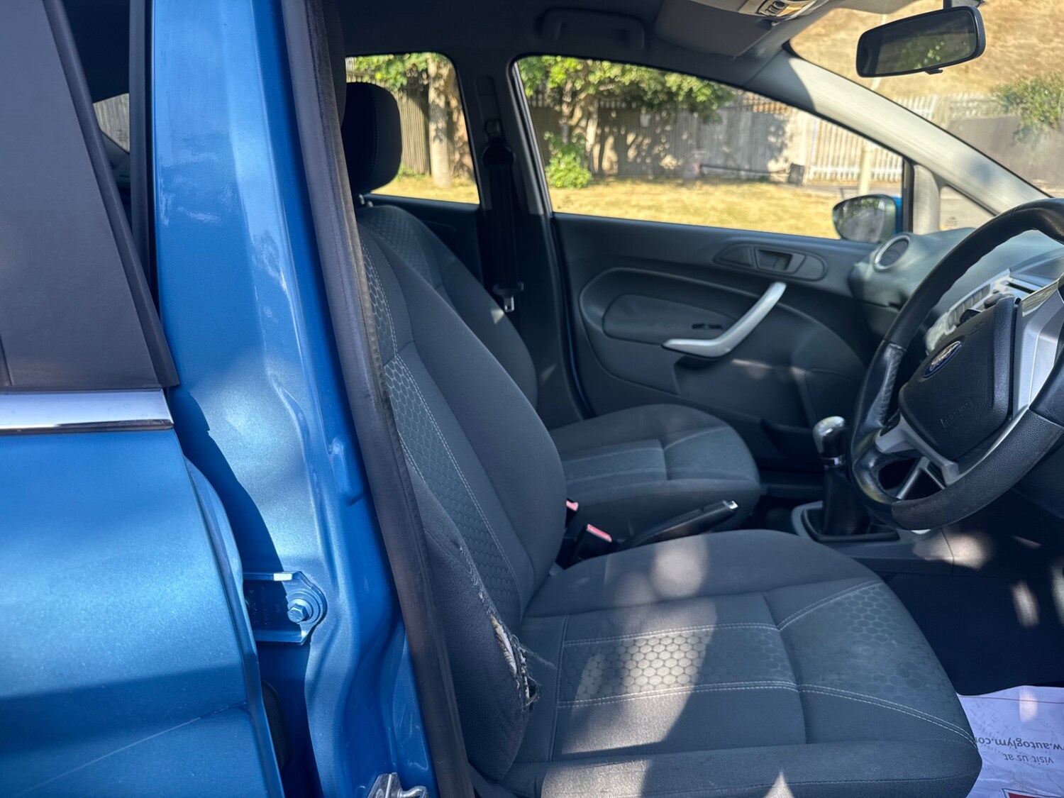 Vehicle 29
