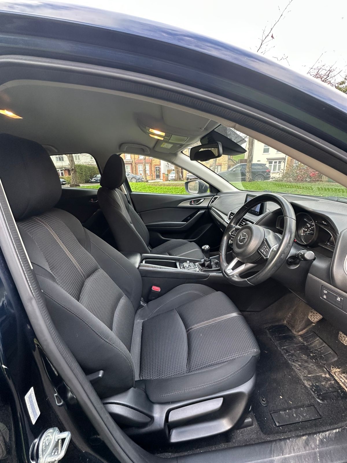 Used Mazda Mazda3 2018 for sale - 76946829: Photo 11