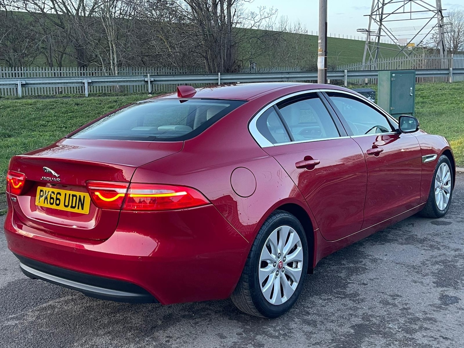 Used Jaguar XE 2016 for sale - 76946147: Photo 15