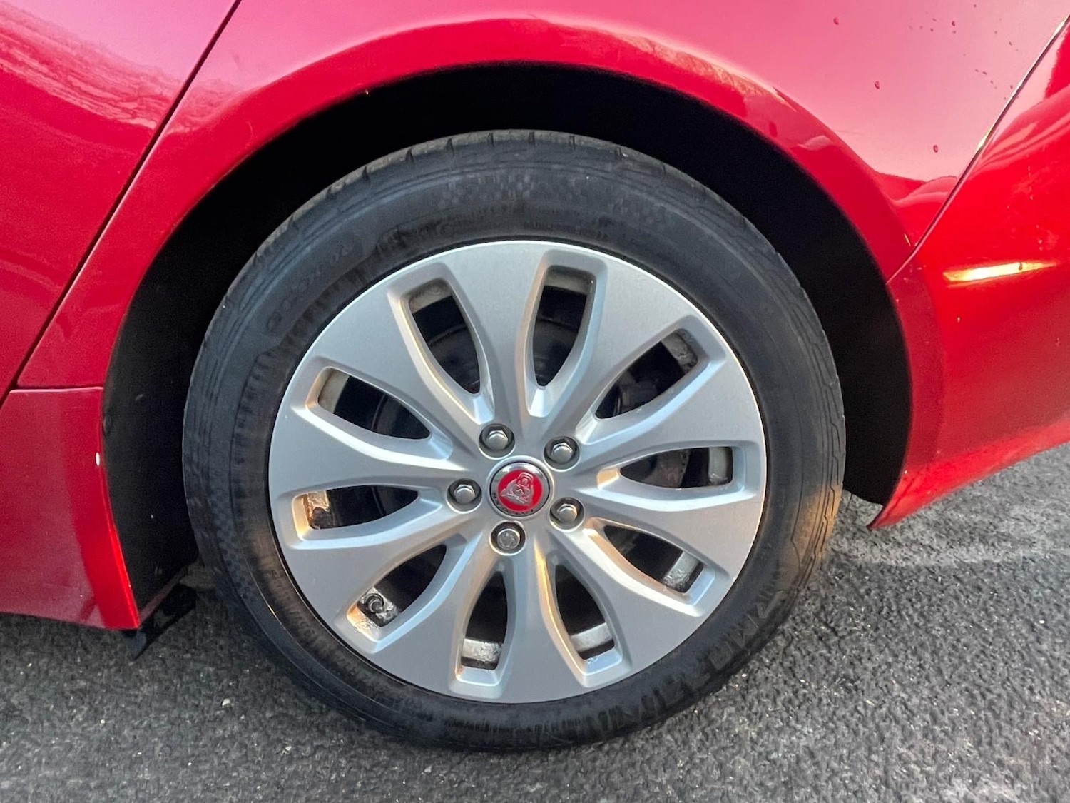 Used Jaguar XE 2016 for sale - 76946147: Photo 18