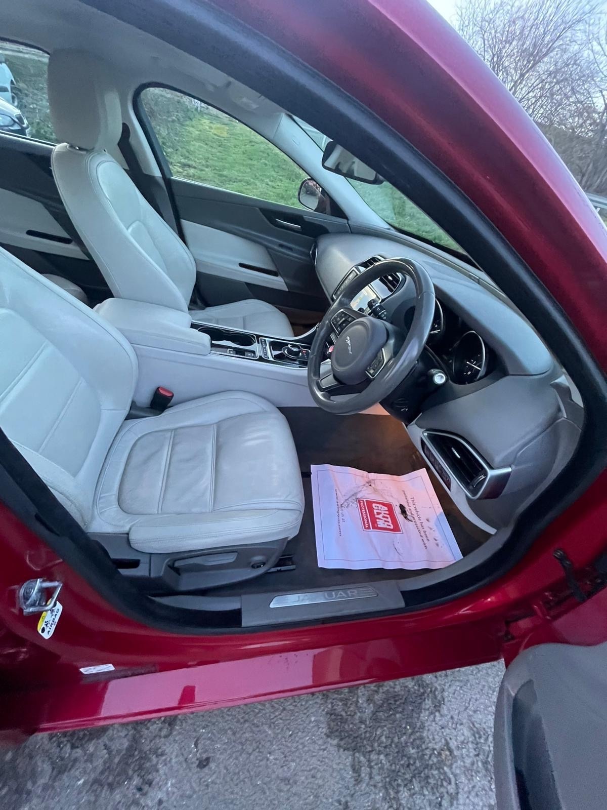 Used Jaguar XE 2016 for sale - 76946147: Photo 22