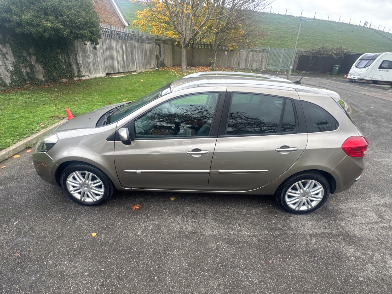 Used Renault Clio 2011 for sale - 76543090: Photo 11