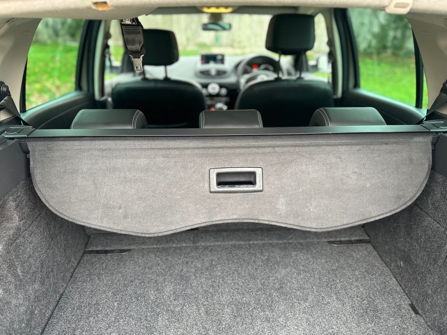 Used Renault Clio 2011 for sale - 76543090: Photo 19