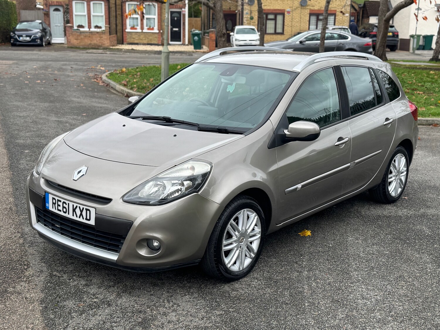 Used Renault Clio 2011 for sale - 76543090: Photo 33