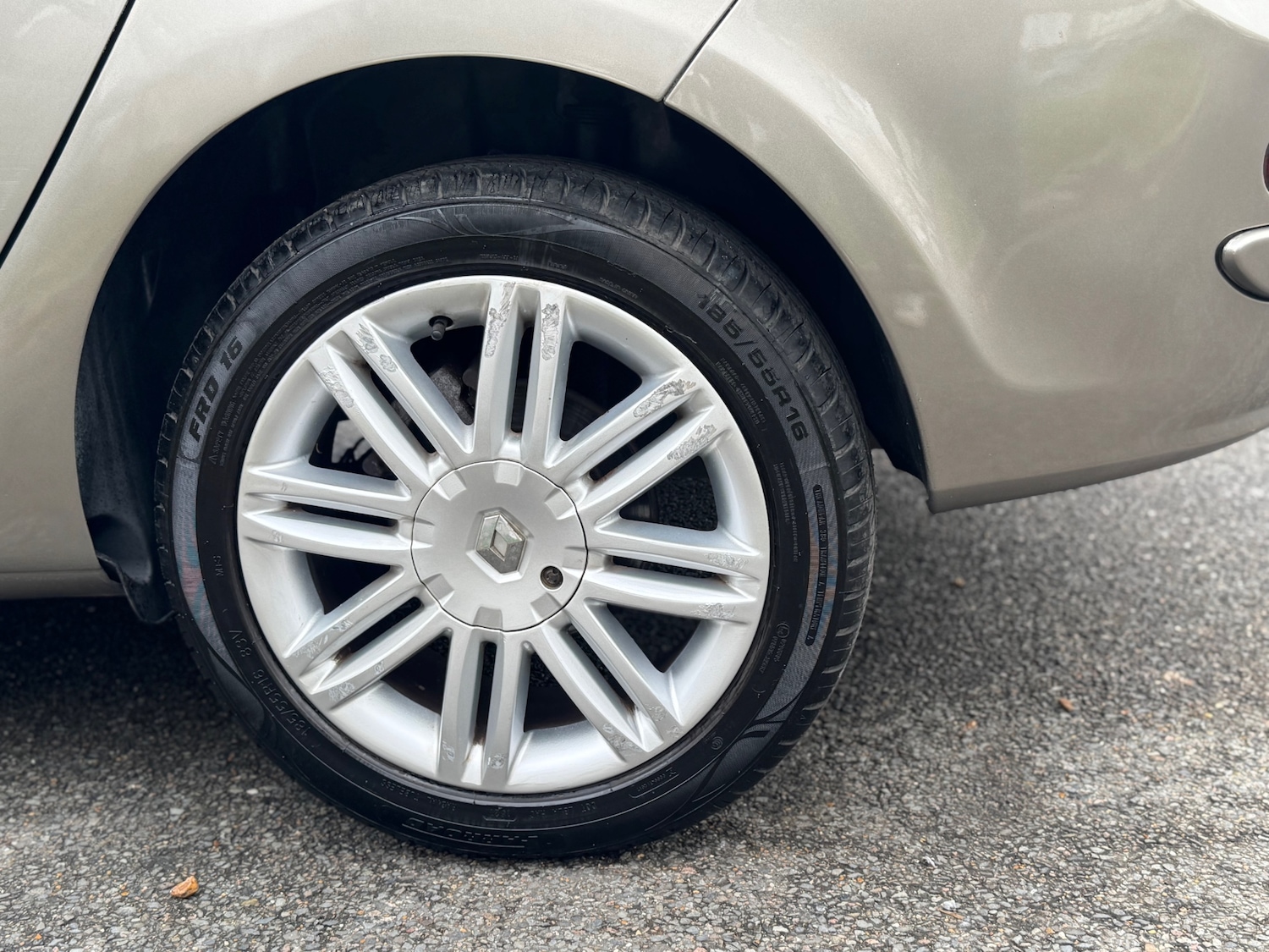 Used Renault Clio 2011 for sale - 76543090: Photo 9