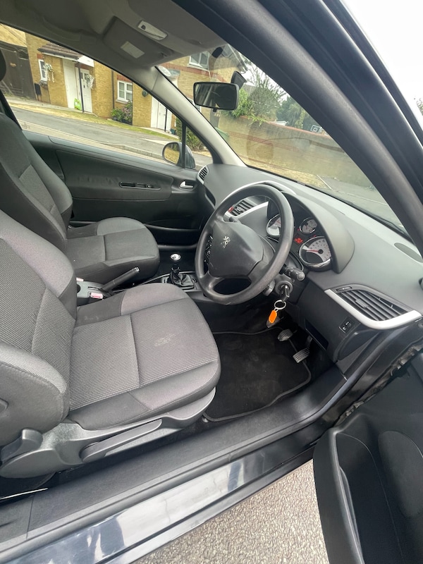 Used Peugeot 207 2009 for sale - 76017993: Photo 14