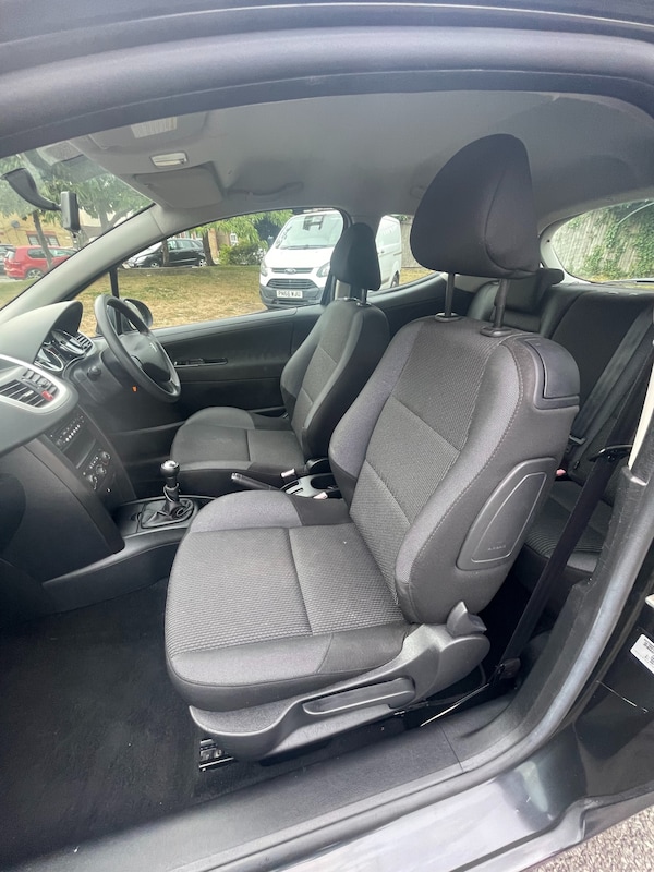 Used Peugeot 207 2009 for sale - 76017993: Photo 24