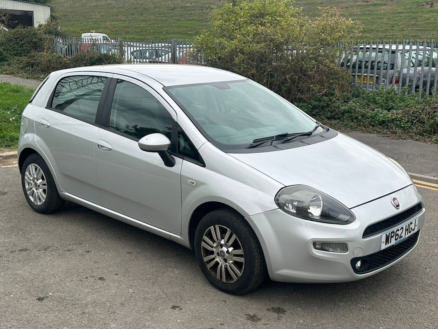 Used Fiat Punto 2012 for sale - 76218655: Photo 1