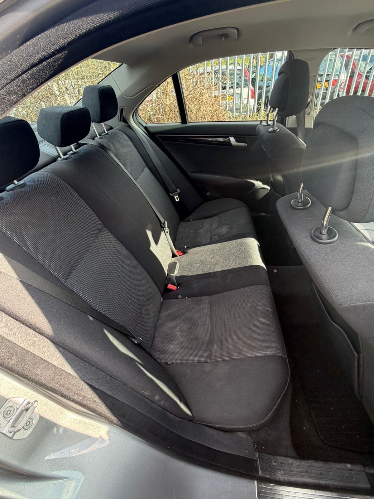 Used Mercedes-Benz C Class 2012 for sale - 77522444: Photo 3